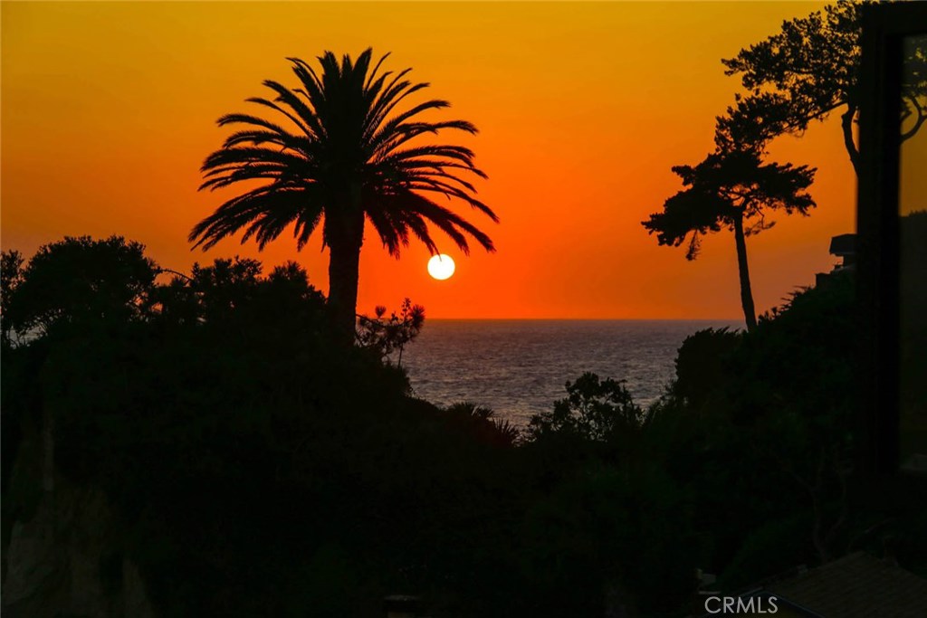 116 Dumond, Laguna Beach CA 92651 - photo 1