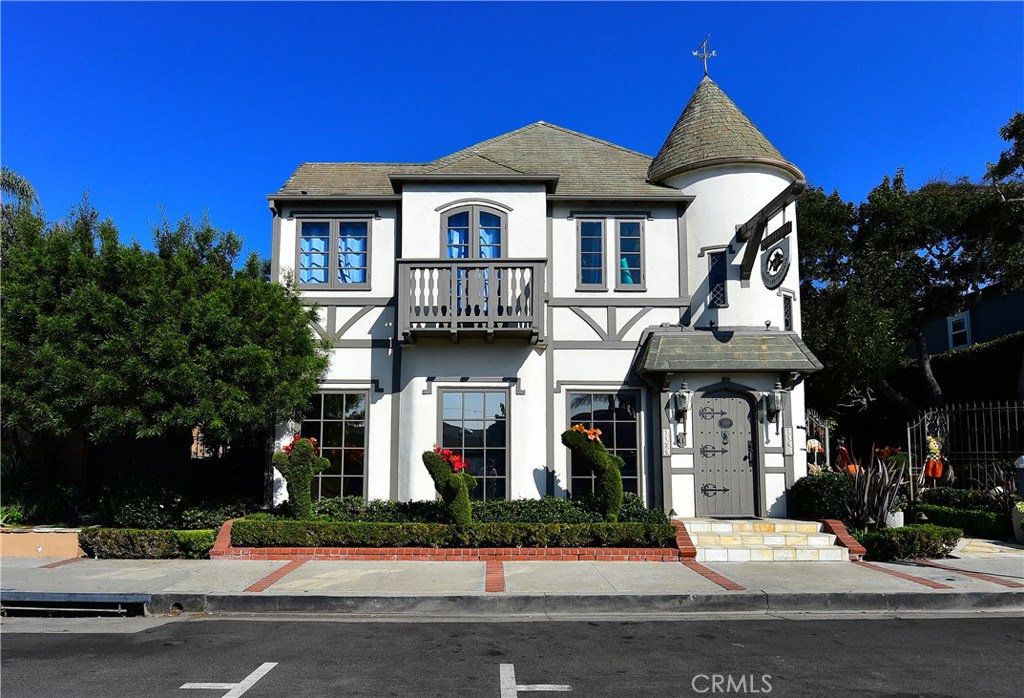 1160 Glenneyre, Laguna Beach CA 92651 - photo 1