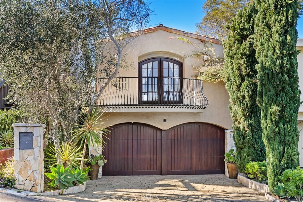 1165 Noria, Laguna Beach CA 92651 - photo 1