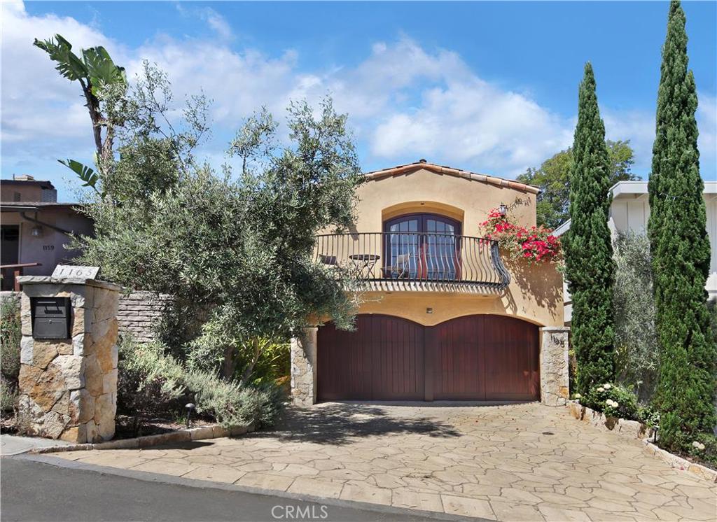 Elegant remodel, first time on the market. No expense spared. Feedback from initial showings, say: "It will sell fast." - 1165 Noria Street, Laguna Beach CA 92651 - photo 1