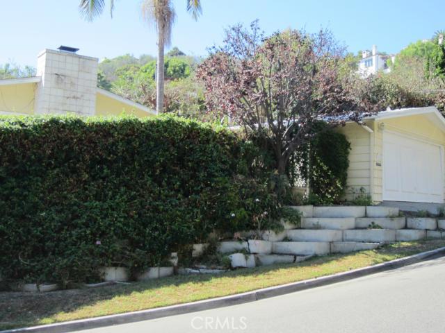 1165 Skyline Drive, Laguna Beach CA 92651 - photo 1