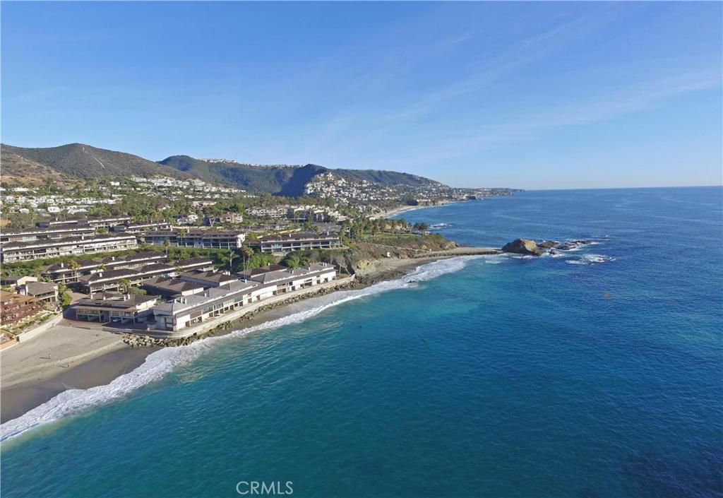 LIVE AT THE BEACH IN GATE GUARDED BLUE LAGOON ADJACENT TO THE MONTAGE! - 117 BLUE LAGOON, Laguna Beach CA 92651 - photo 1