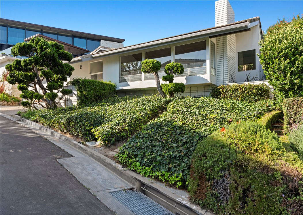 117 Emerald Bay, Laguna Beach CA 92651 - photo 1