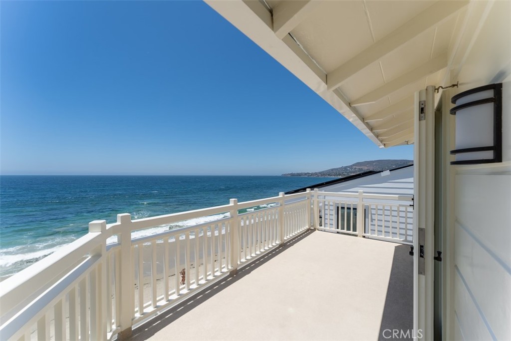 1175 Gaviota Drive 3, Laguna Beach CA 92651 - photo 1