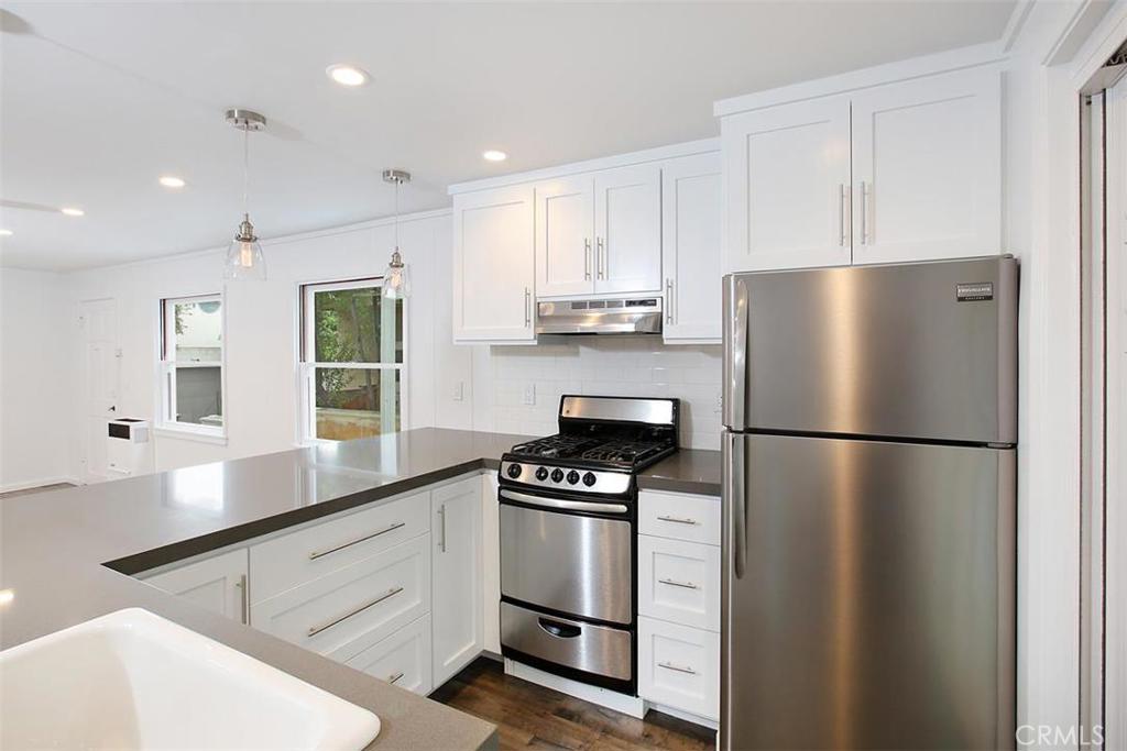 118 1/2 Cedar Way, Laguna Beach CA 92651 - photo 1