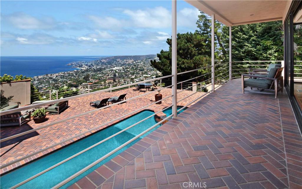 The grounds serve as the ideal home for luxury resort style living at it's best. The abundance of space allows you to fe - 1188 Katella Street, Laguna Beach CA 92651 - photo 1