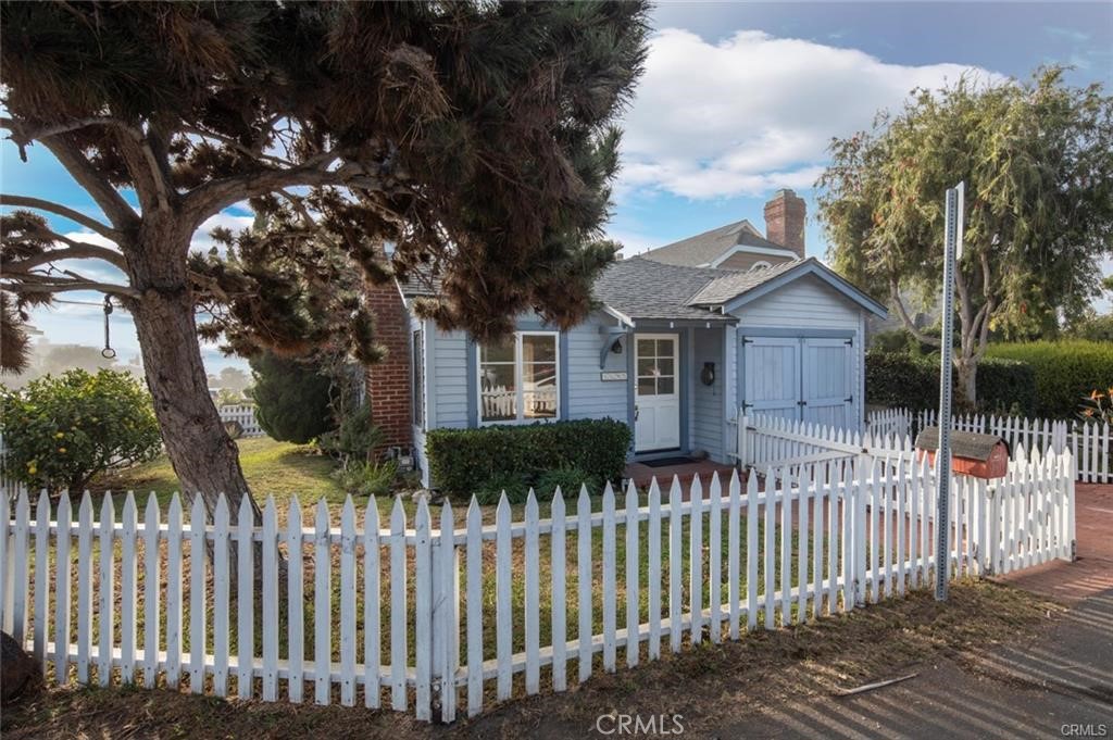 1195 Catalina, Laguna Beach CA 92651 - photo 1