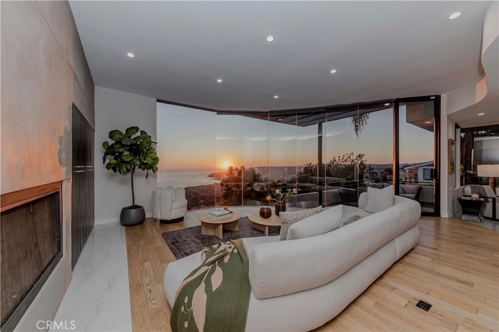 1195 La Mirada Street, Laguna Beach CA 92651 - photo 1