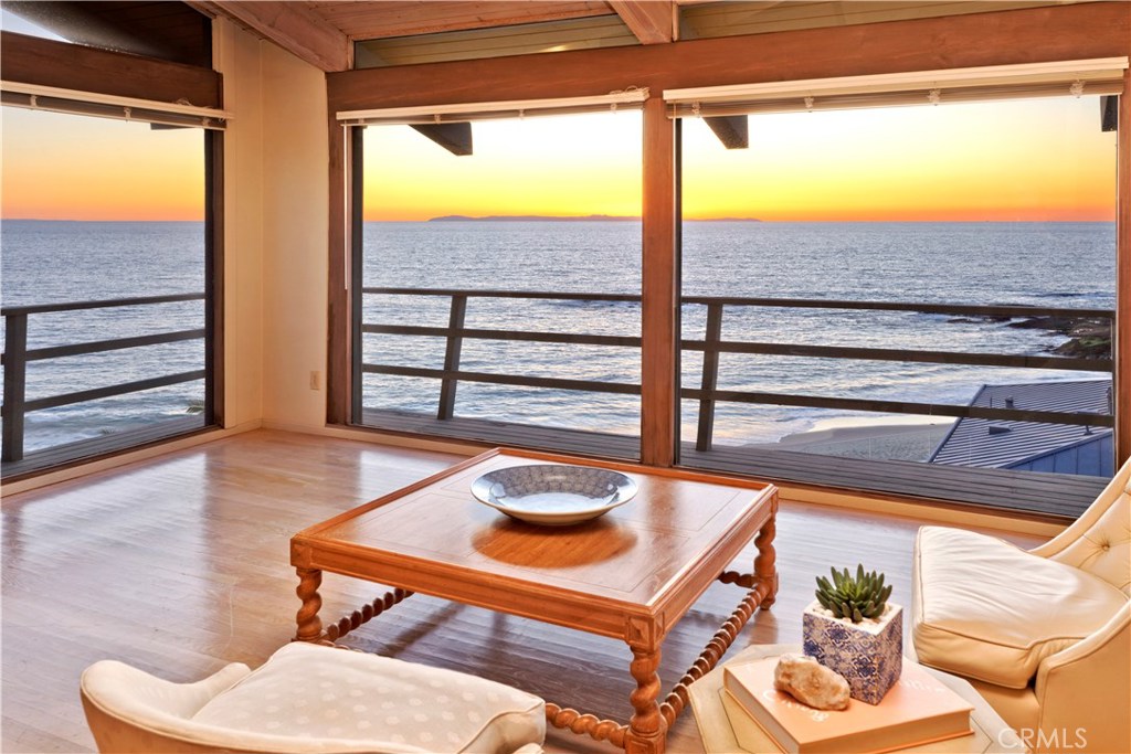 12 Lagunita Drive, Laguna Beach CA 92651 - photo 1