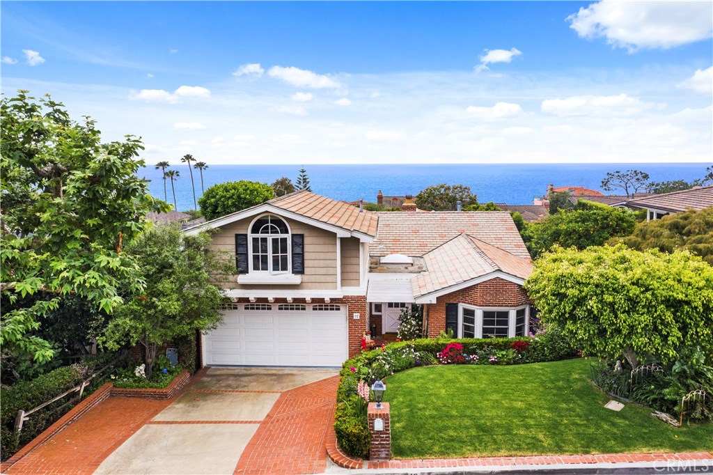 12 N Portola, Laguna Beach CA 92651 - photo 1
