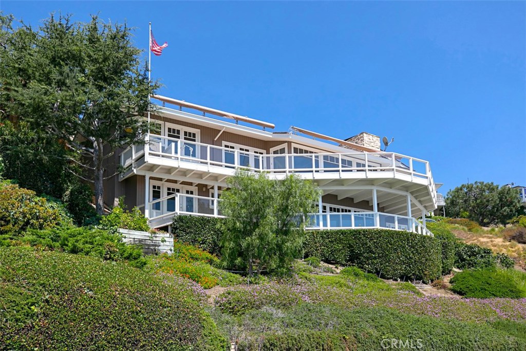 1201 Emerald Bay, Laguna Beach CA 92651 - photo 1