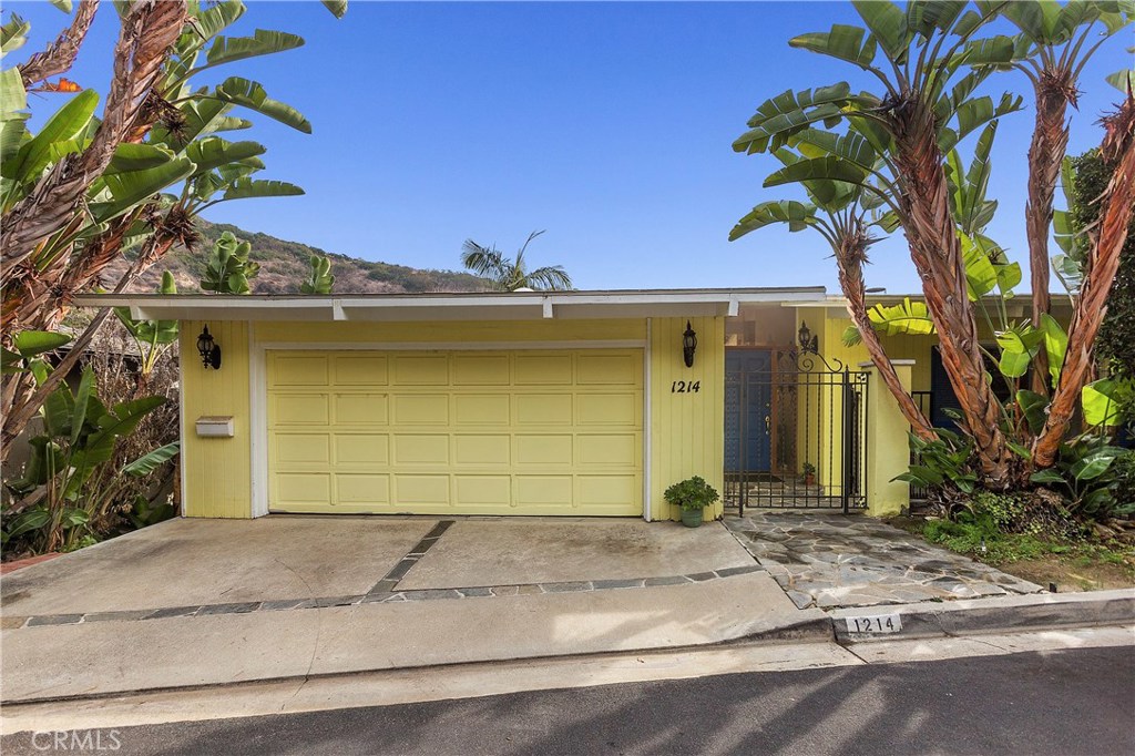1214 Anacapa Way, Laguna Beach CA 92651 - photo 1