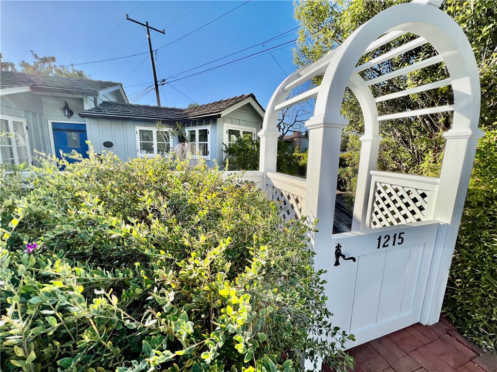 1215 Brangwyn Way, Laguna Beach CA 92651 - photo 3