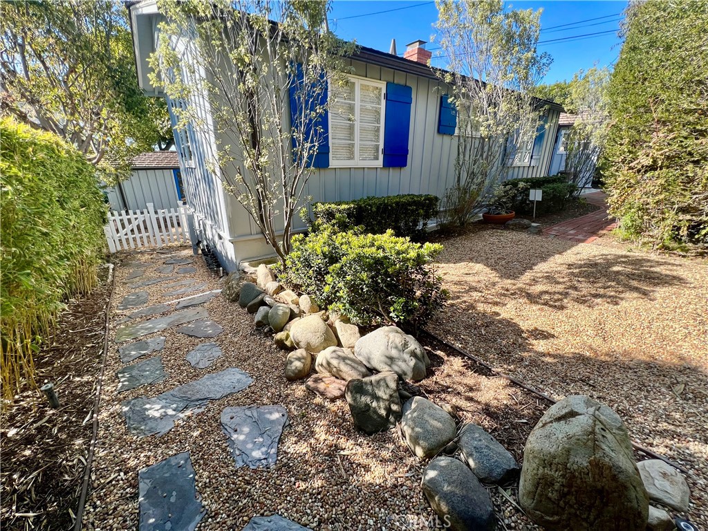 1215 Brangwyn Way, Laguna Beach CA 92651 - photo 7