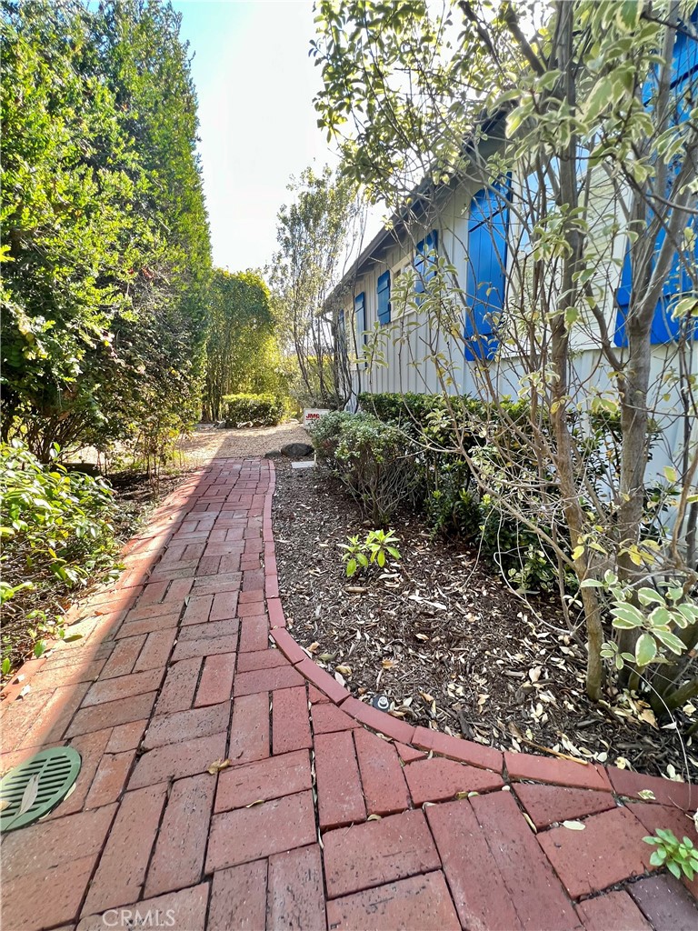 1215 Brangwyn Way, Laguna Beach CA 92651 - photo 28