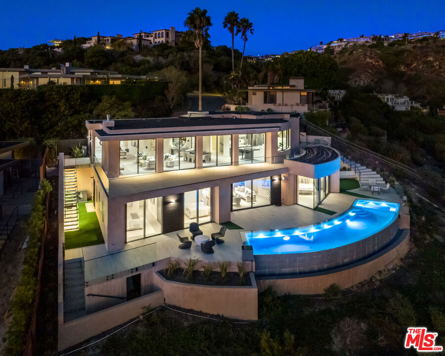 1218 Coronado Drive, Laguna Beach CA 92651 - photo 4