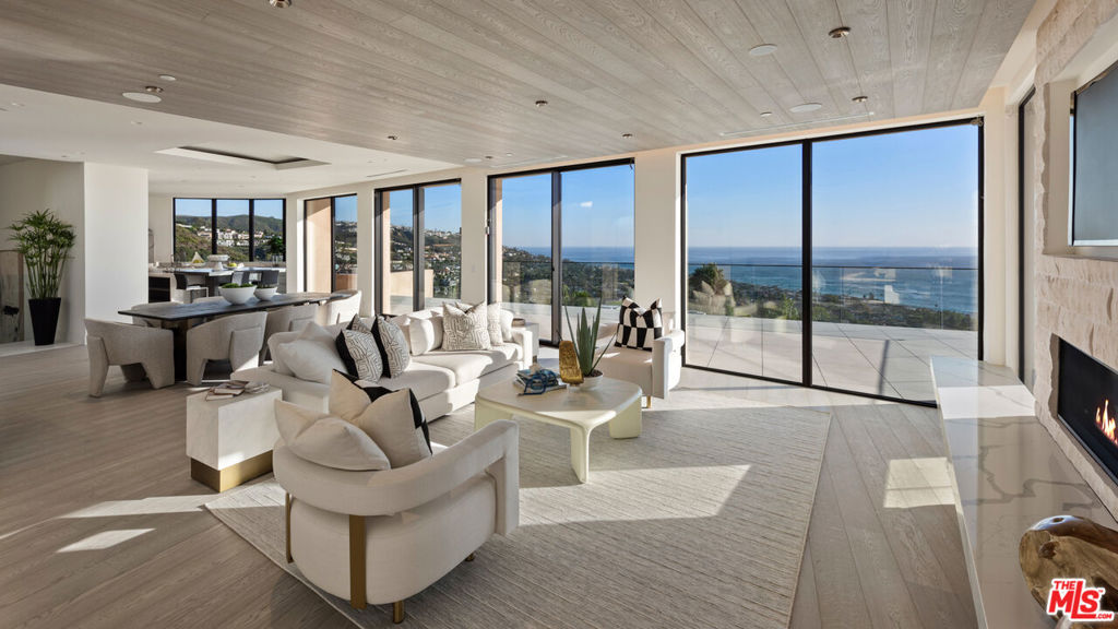 1218 Coronado Drive, Laguna Beach CA 92651 - photo 7