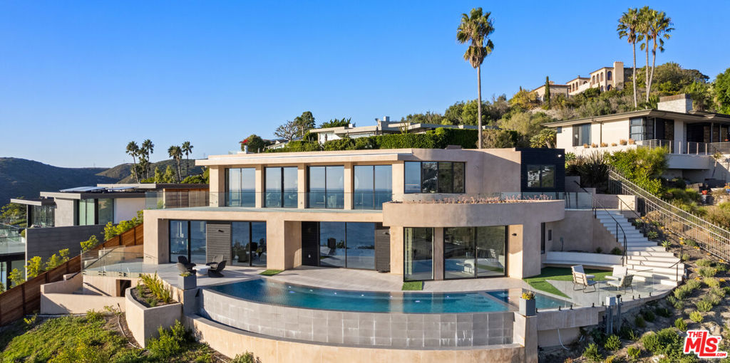 1218 Coronado Drive, Laguna Beach CA 92651 - photo 1