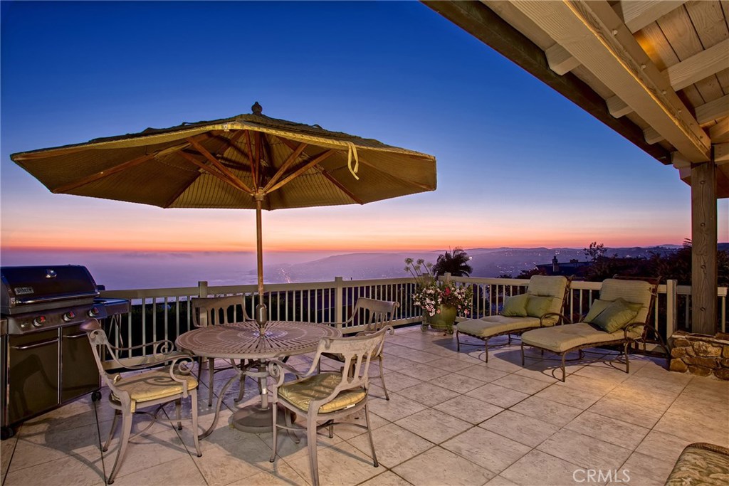1220 Ensenada Avenue, Laguna Beach CA 92651 - photo 1
