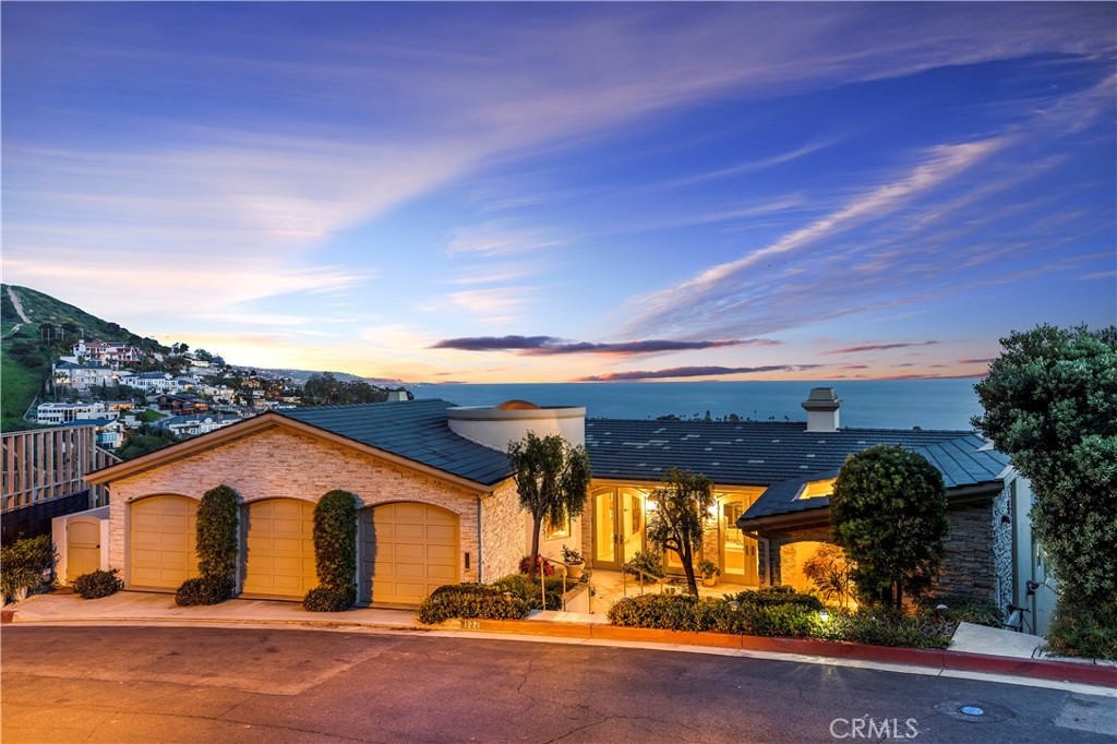 1221 Emerald Bay, Laguna Beach CA 92651 - photo 1