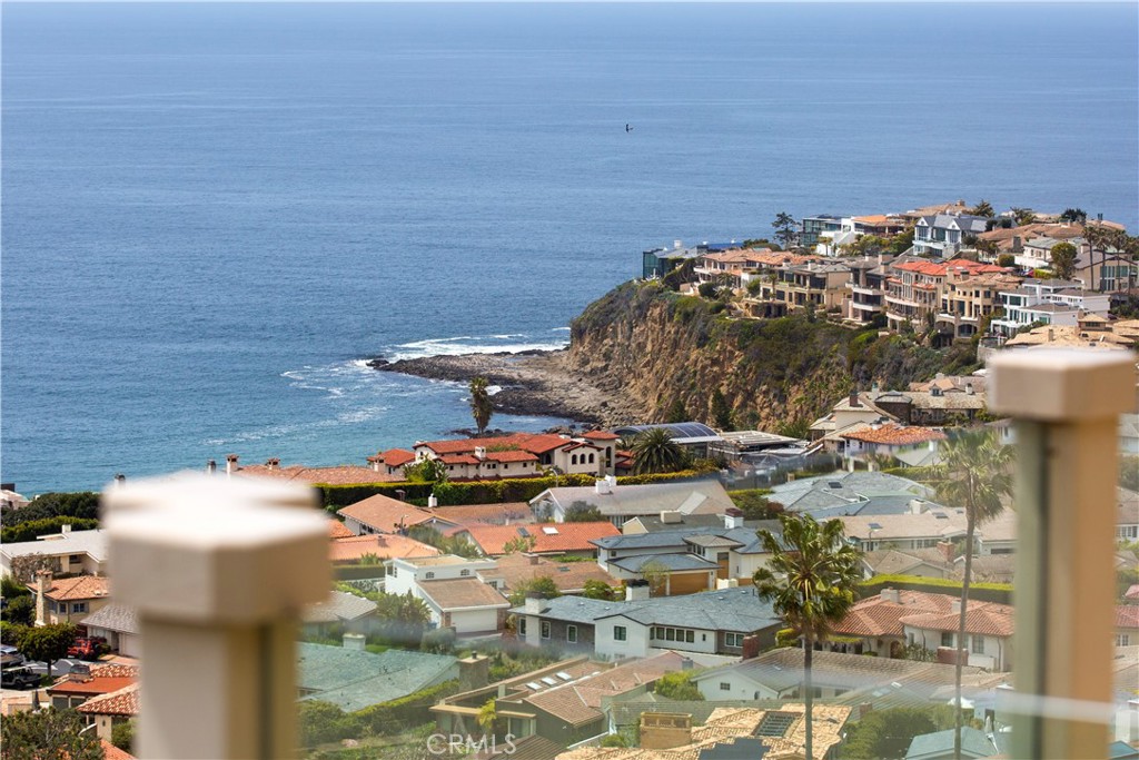1221 Emerald Bay, Laguna Beach CA 92651 - photo 1