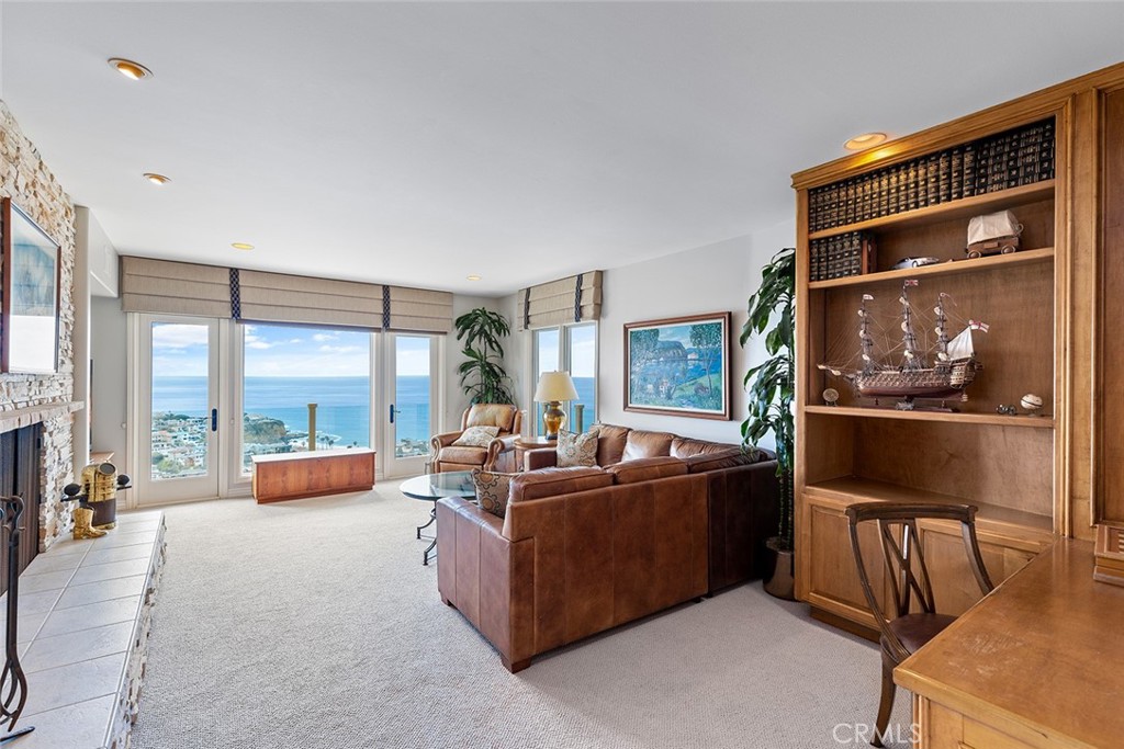 1221 Emerald Bay, Laguna Beach CA 92651 - photo 23