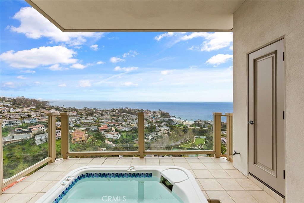 1221 Emerald Bay, Laguna Beach CA 92651 - photo 28