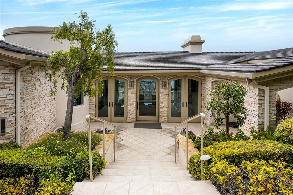 1221 Emerald Bay, Laguna Beach CA 92651 - photo 32
