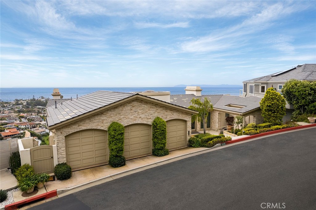 1221 Emerald Bay, Laguna Beach CA 92651 - photo 33