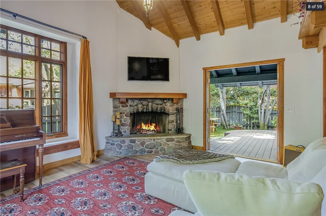 1225 Roosevelt Ln, Laguna Beach CA 92651 - photo 3