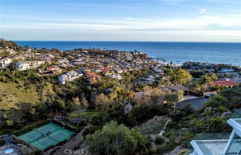 1229 Emerald Bay, Laguna Beach CA 92651 - photo 1