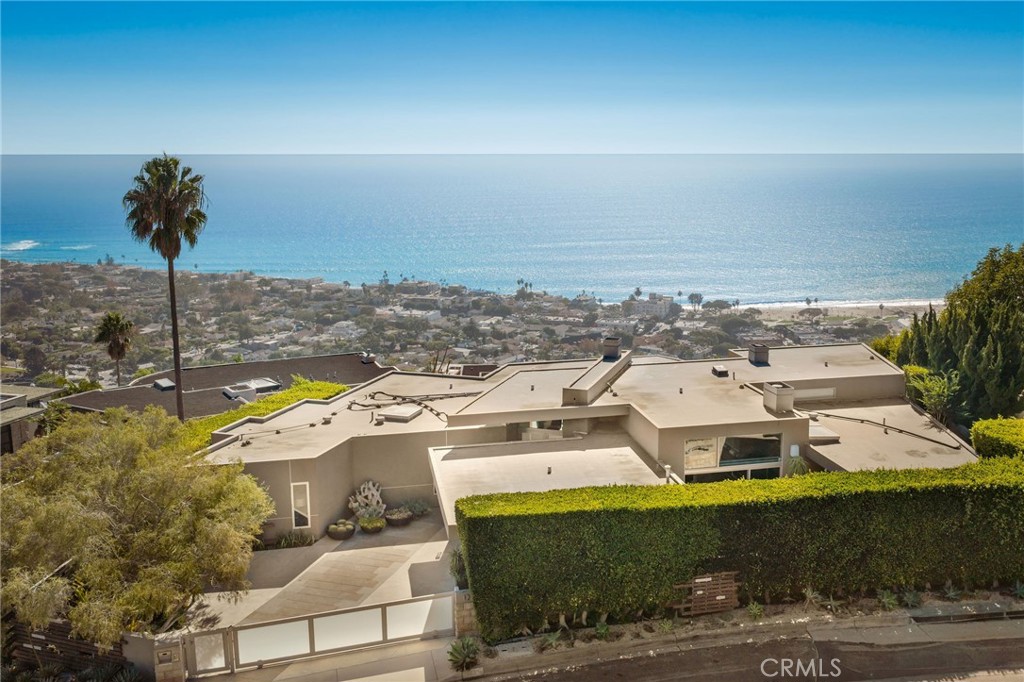 1229 Skyline Drive, Laguna Beach CA 92651 - photo 10