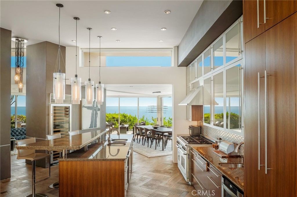 1229 Skyline Drive, Laguna Beach CA 92651 - photo 20