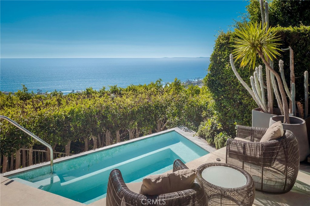 1229 Skyline Drive, Laguna Beach CA 92651 - photo 25