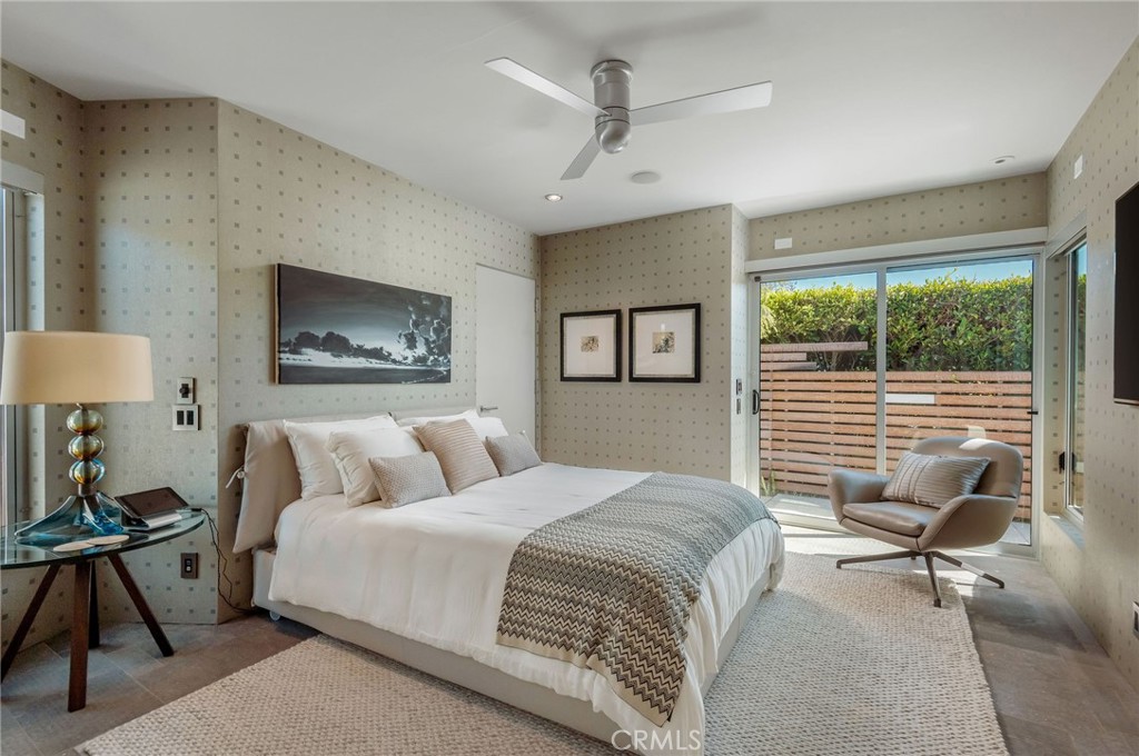 1229 Skyline Drive, Laguna Beach CA 92651 - photo 32