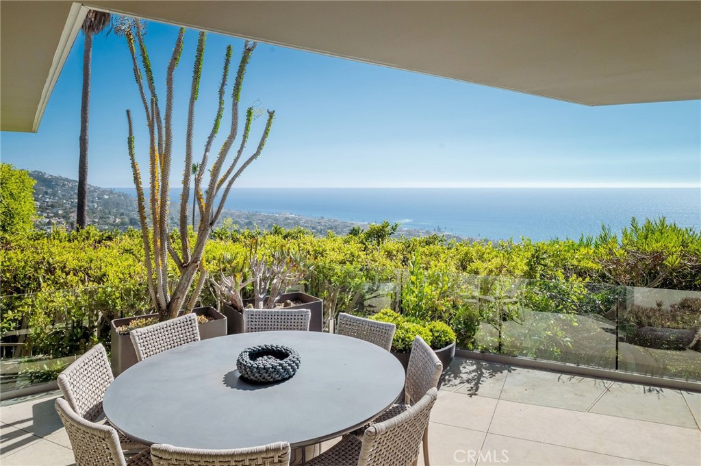 1229 Skyline Drive, Laguna Beach CA 92651 - photo 36