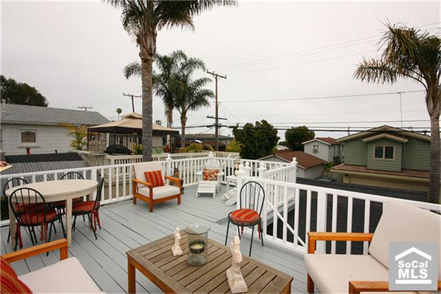 1233 CATALINA, Laguna Beach CA 92651 - photo 1