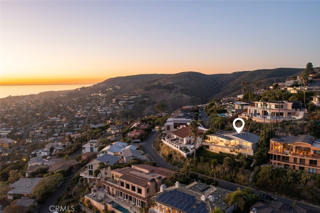 1238 Anacapa Way, Laguna Beach CA 92651 - photo 38