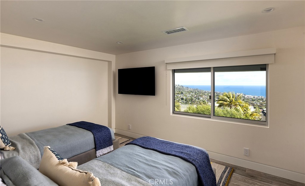 1238 Anacapa Way, Laguna Beach CA 92651 - photo 31