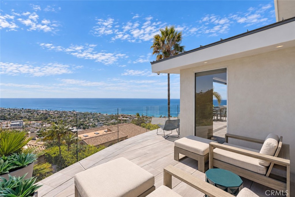 1238 Anacapa Way, Laguna Beach CA 92651 - photo 8
