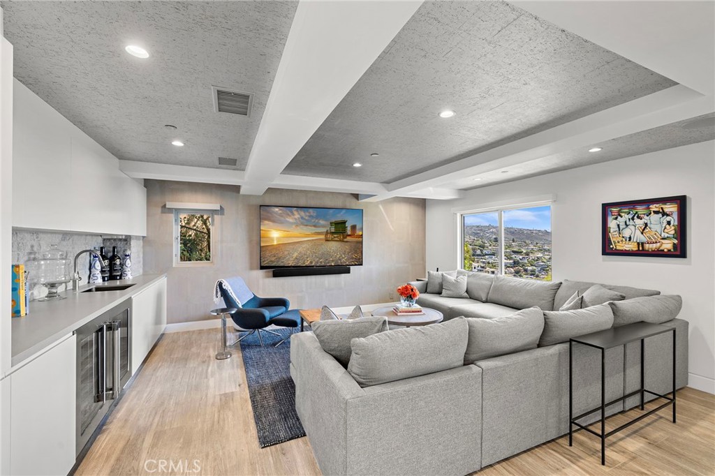 1238 Anacapa Way, Laguna Beach CA 92651 - photo 13