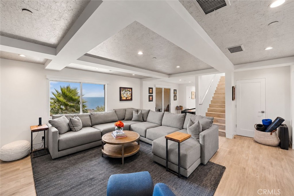 1238 Anacapa Way, Laguna Beach CA 92651 - photo 14