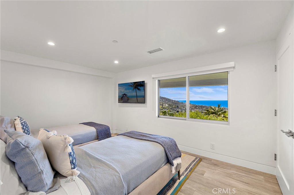 1238 Anacapa Way, Laguna Beach CA 92651 - photo 18