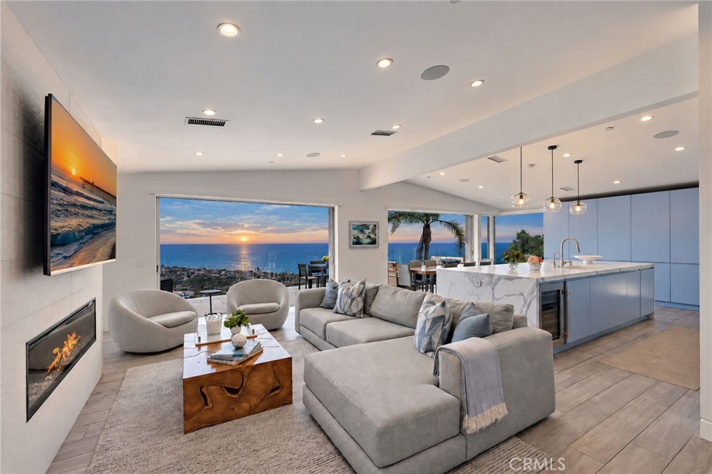 1238 Anacapa Way, Laguna Beach CA 92651 - photo 27