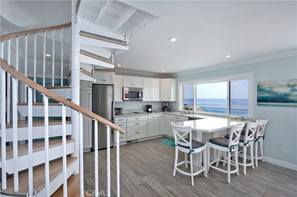 1249 Ocean Front D, Laguna Beach CA 92651 - photo 10