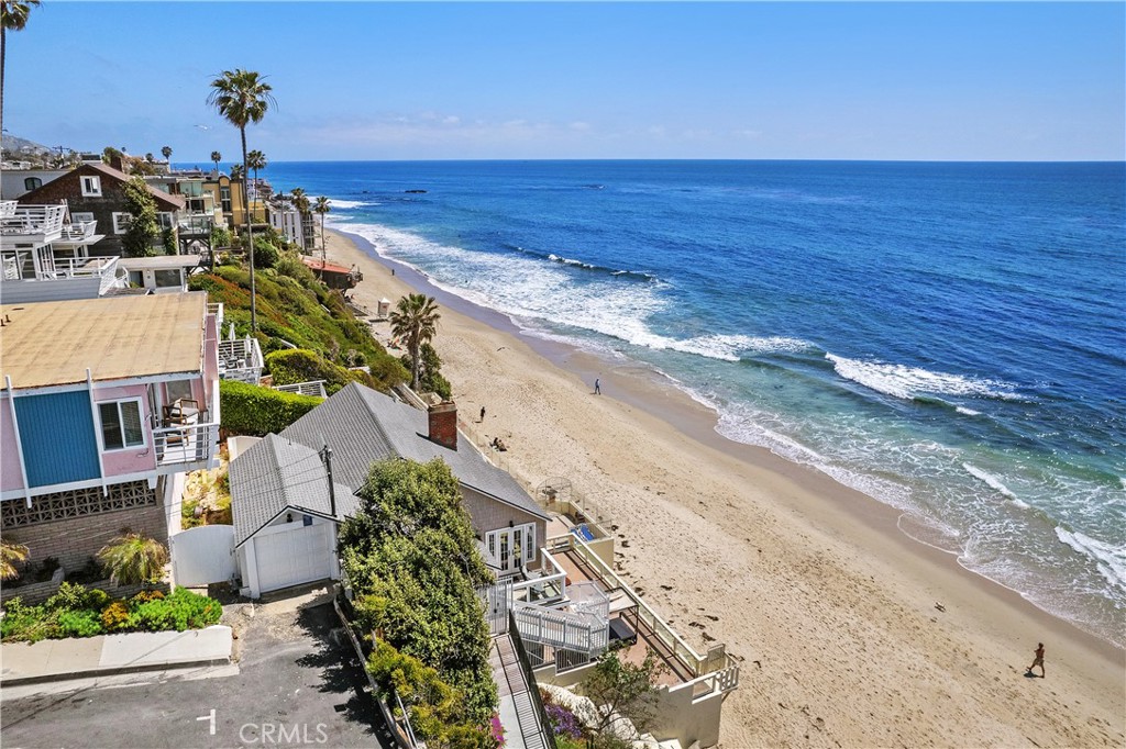 125 Saint Anns Drive, Laguna Beach CA 92651 - photo 22