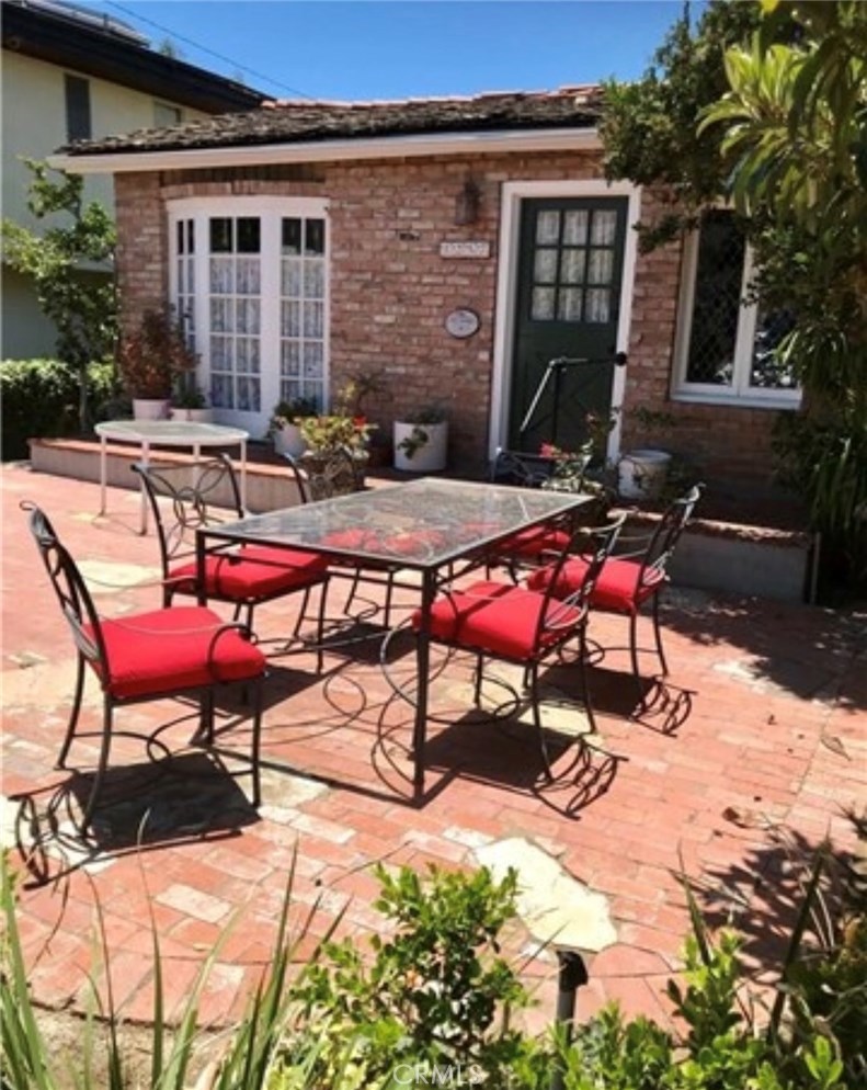 Large outdoor brick patio to enjoy a bar-b-q and ocean breezes. - 1257 Catalina, Laguna Beach CA 92651 - photo 1