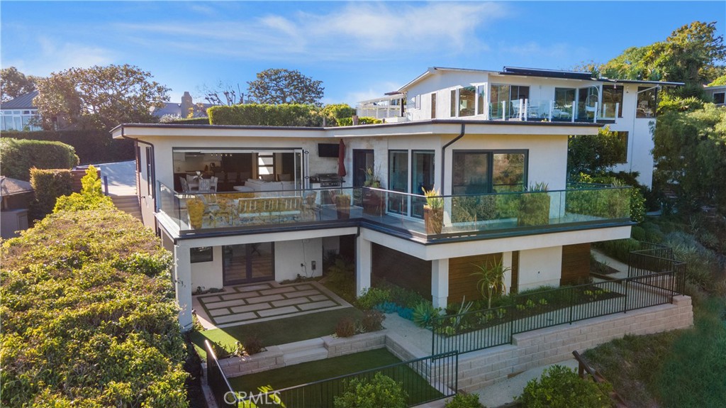 1257 Temple Hills Drive, Laguna Beach CA 92651 - photo 1