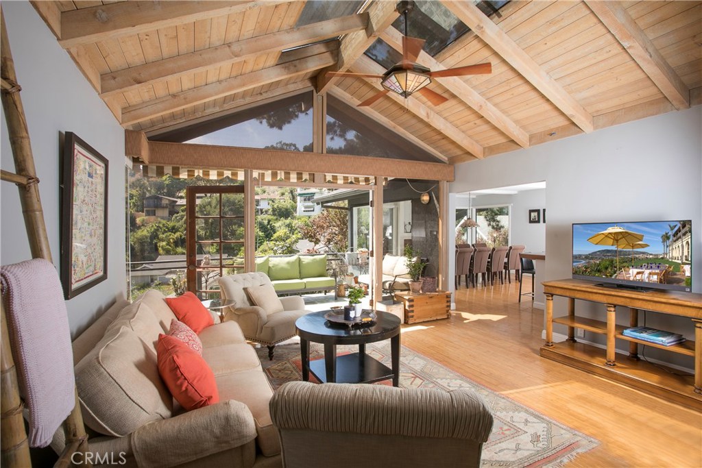1266 Morningside Drive, Laguna Beach CA 92651 - photo 1
