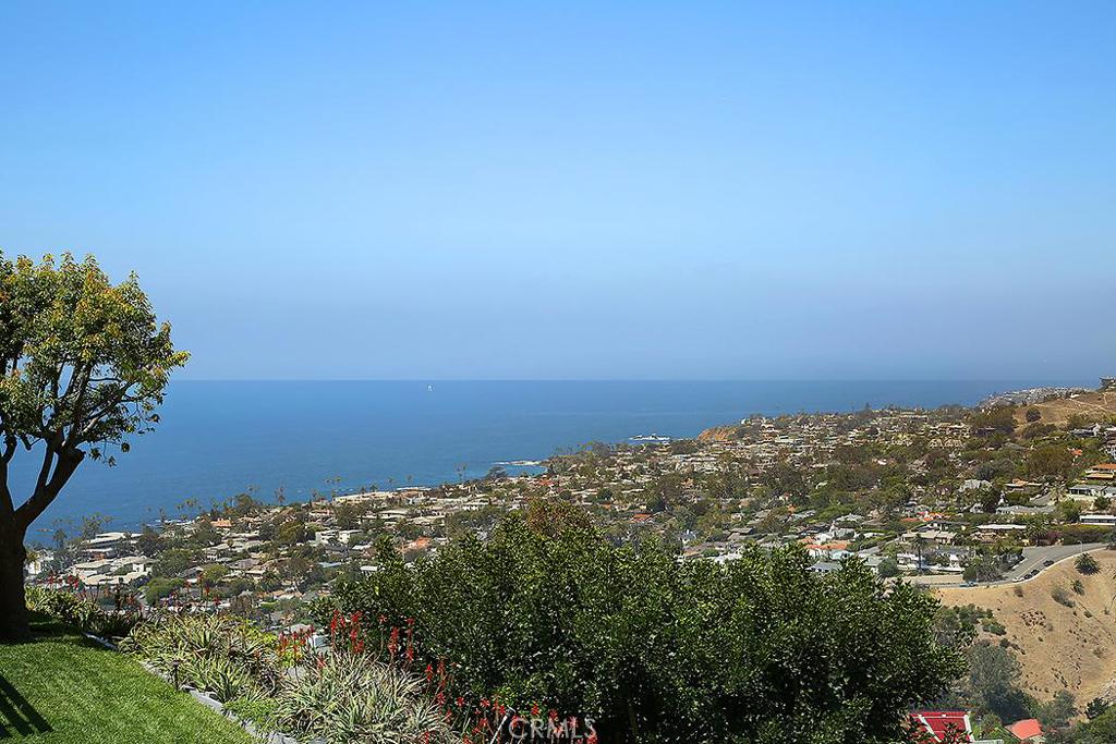 1283 Skyline Drive, Laguna Beach CA 92651 - photo 1